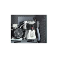 Compresor pistón insonorizado Airum trifásico 5,5cv 270L